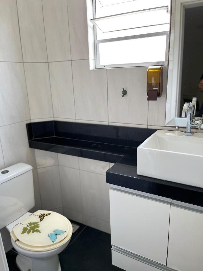 Cobertura Climatizada Com A 2km Do Aeroporto De Salvador E Praias *